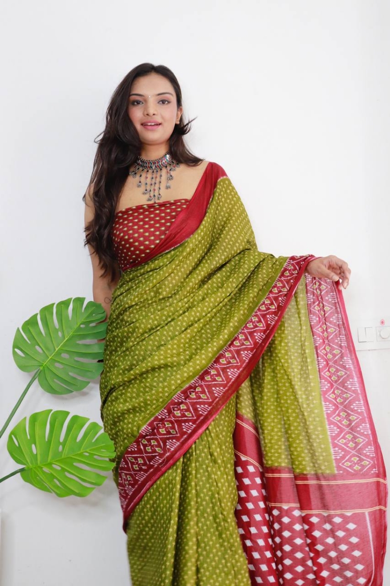 Picture of Soft Cotton Jaipur Block Print Saree With Two Colors