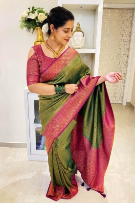 Picture of Be the Star of Every Celebration: The Copper Jari Saree