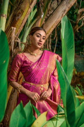 Picture of Exquisite Lichi Silk Saree with Breathtaking Zari Work