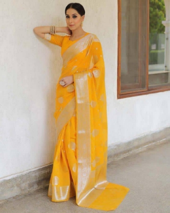 Picture of Luxurious Litchi Silk Saree with Intricate Jacquard Design