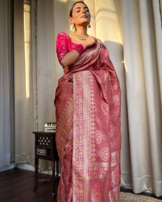 Picture of Litchi Silk Saree with Intricate Jacquard Design