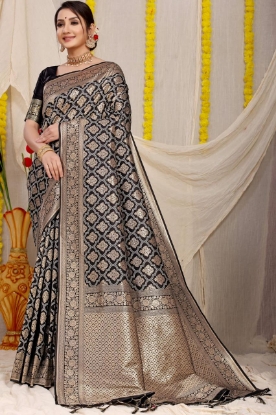 Picture of Pure Silk Handloom Saree with Pure Silver and Gold Zari